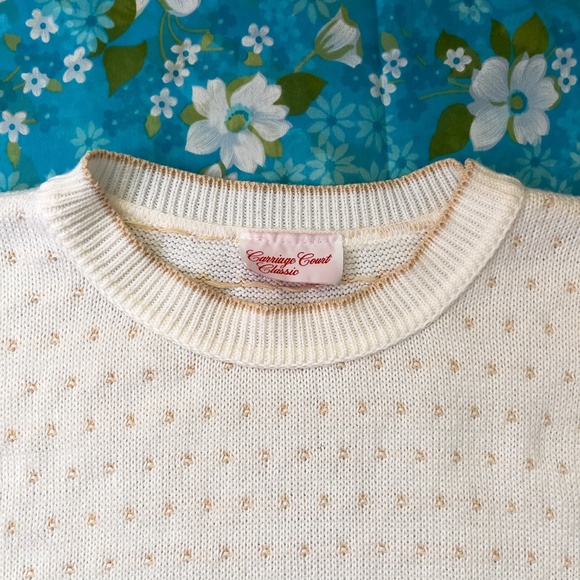 80s Vintage White Sweater Vest w/ Tan Polka Dots - Picture 6 of 8